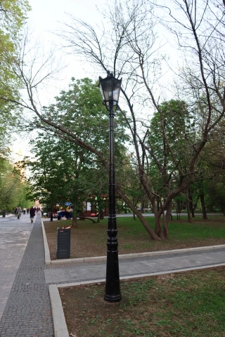 chugunnyy fonarnyy stolb (1).JPG