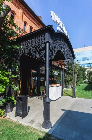 Kozyrek Nizhniy Novgorod kafe Gus v yablokakh (5).jpg