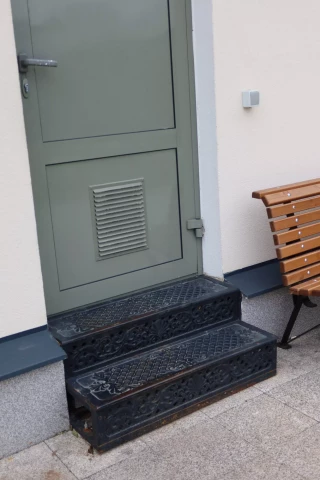 chugunnyye marshevyye stupeni i podstupyata (3).JPG