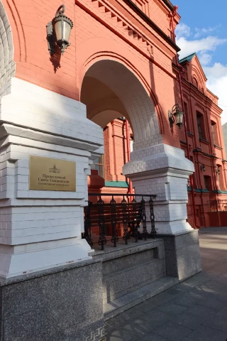 Ograzhdeniye chugunnymi balyasinami (6).JPG