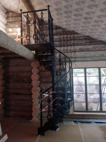 Vintovaya lestnitsa napolnennaya. 1BL na stupen (2).jpg