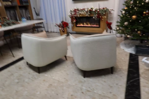 Krasnaya vintovaya lestnitsa napolnennaya. Poruchen truba (6).JPG